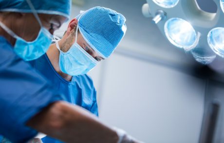 שילוב בין ניתוחים אסתטיים לבין ניתוחים בריאותיים