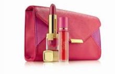 Estee Lauder: סט של שפתון וליפ גלוס להעלאת המודעות לסרטן השד