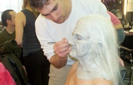 תעשיית האשליות (חלק א')