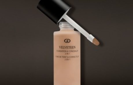 ג'ייד: מייק אפ וקונסילר במוצר אחד FOUNDATION & CONCEALER