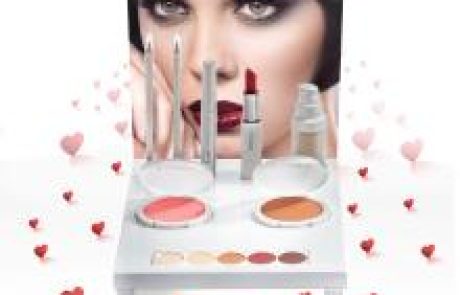 Yossi Bitton: סטנד איפור B COSMIC