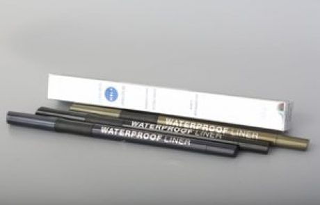 איב סנטר: עיפרון עיניים WATERPROOF LINER-STAGE LINE
