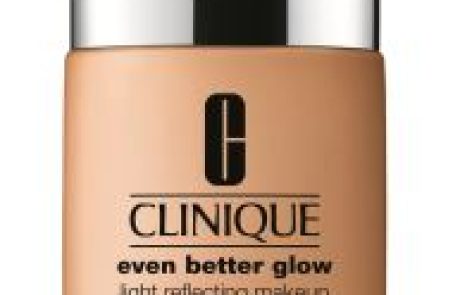 קליניק: מייק אפ Even Better Glow Light Reflecting Makeup SPF 15