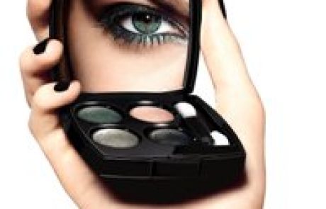 שאנל: ערכת צלליות אחת, ארבעה גוונים Les 4 Ombre