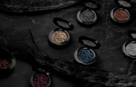 IL MAKIAGE: קולקציית GEMSTONE צלליות עשירות בפיגמנט ועמידות